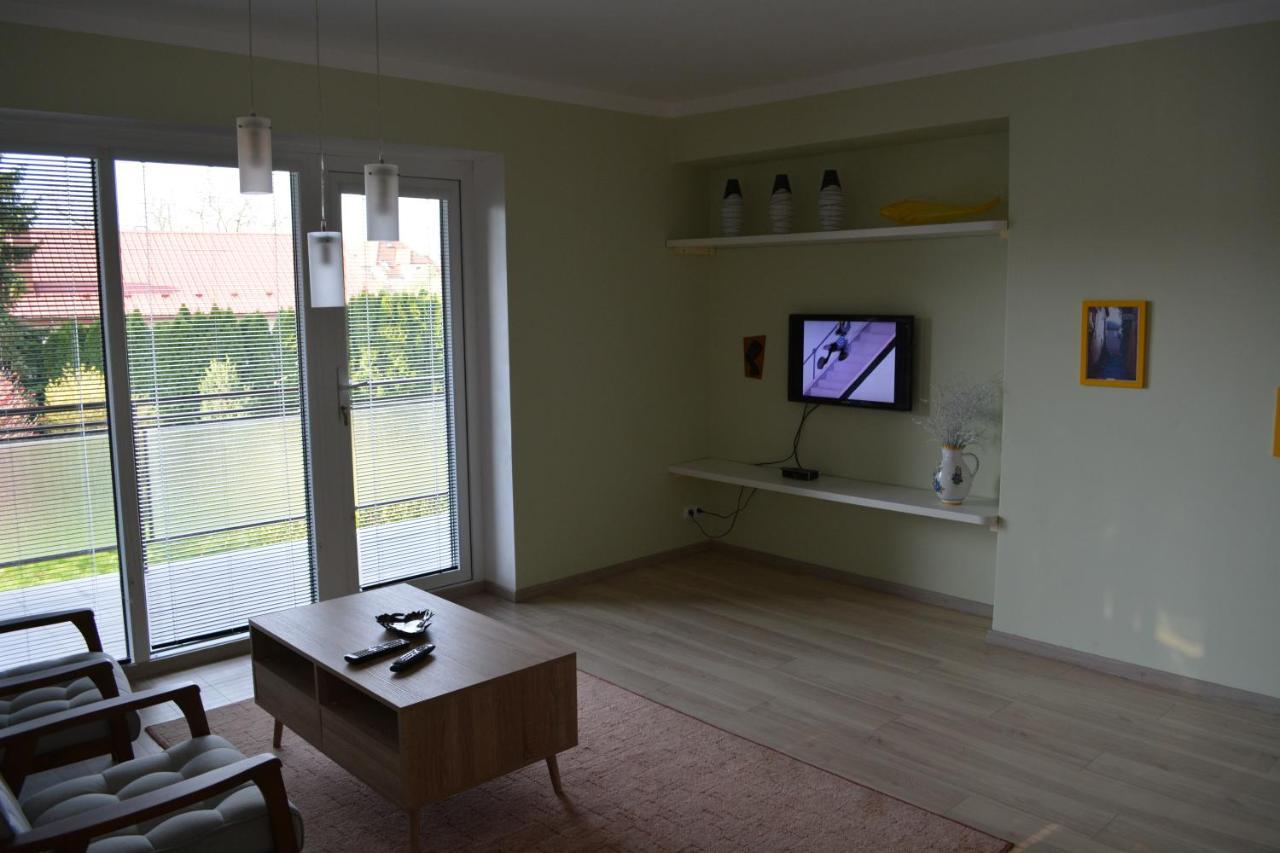 Retro Vila Guest House Slušovice Eksteriør bilde